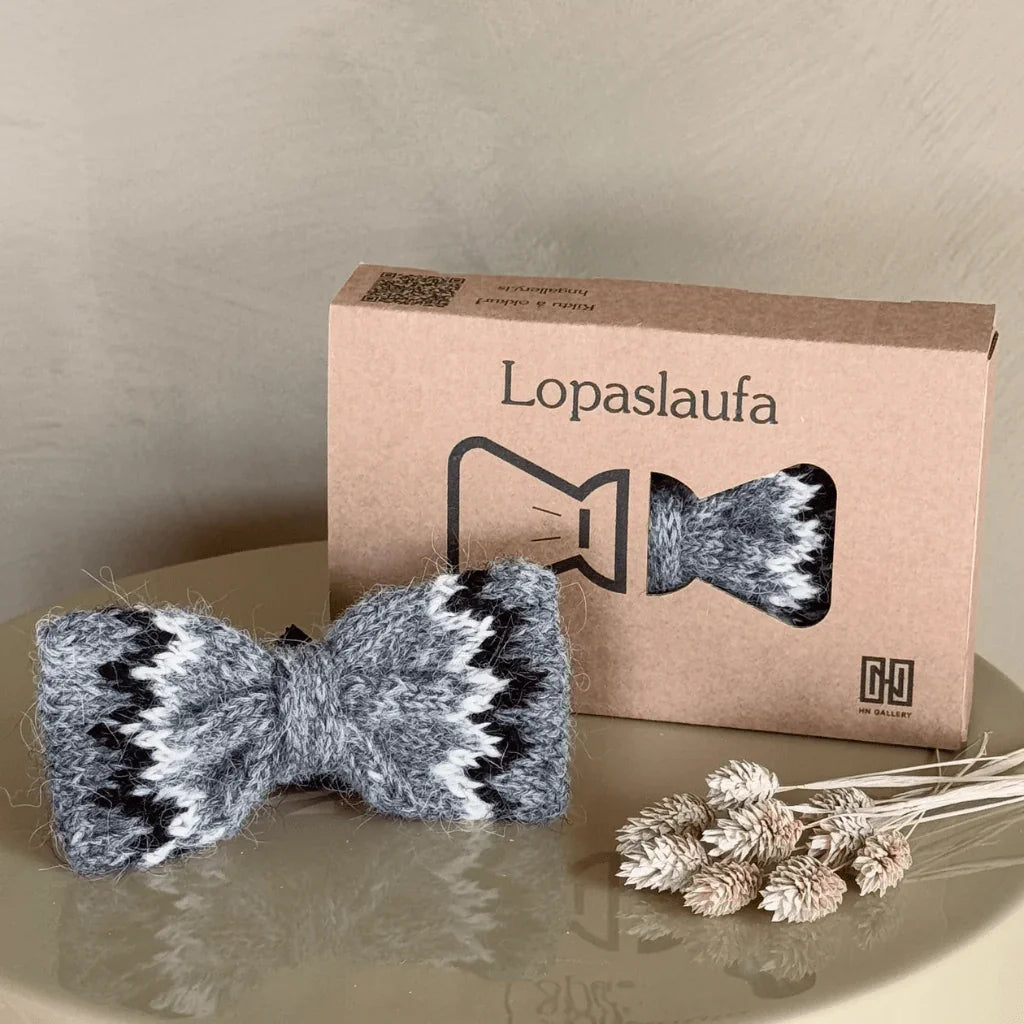 Lopaslaufa / Grey, White & Black Bow Tie - nammi.isHN GALLERY IS