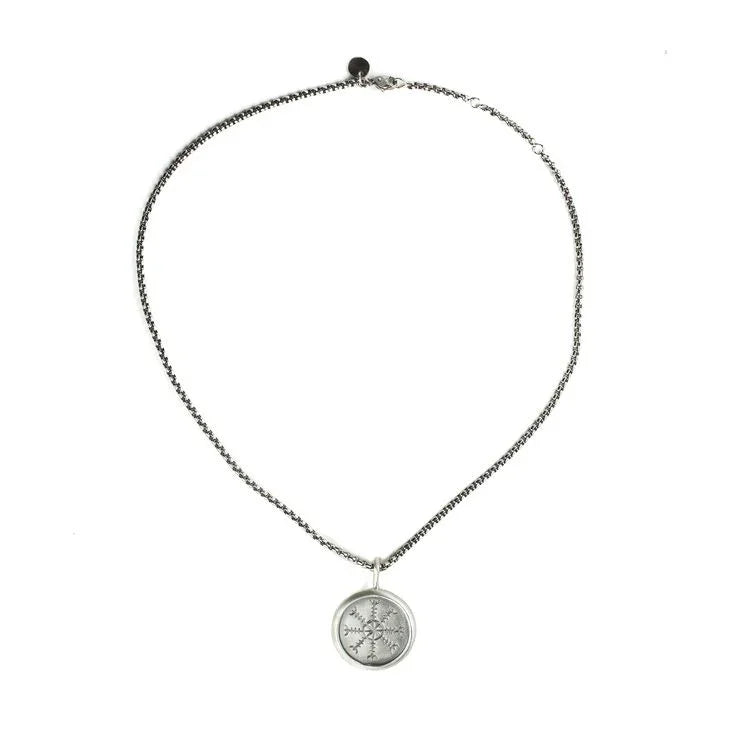 Ægishjálmur - Silver necklace - nammi.is