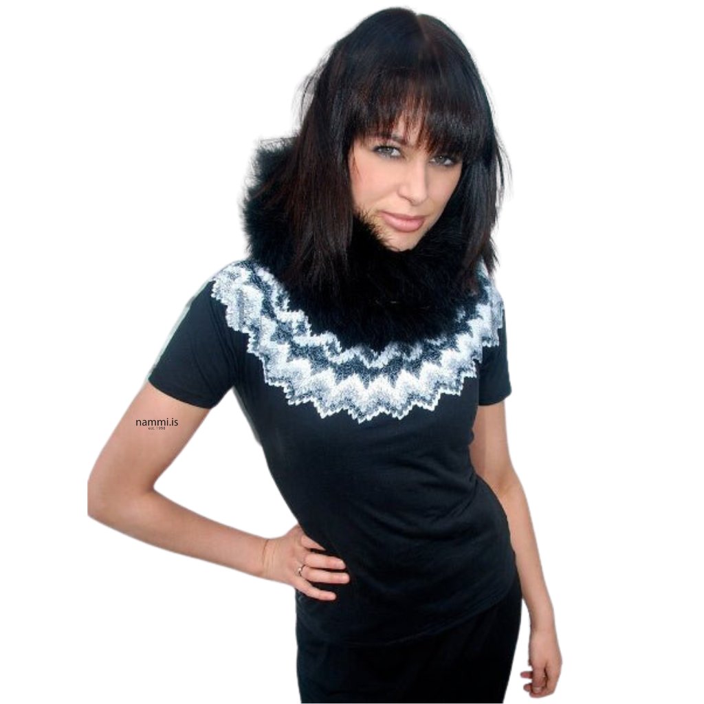 Aunts Design Ladies T-shirt - nammi.isnammi.is