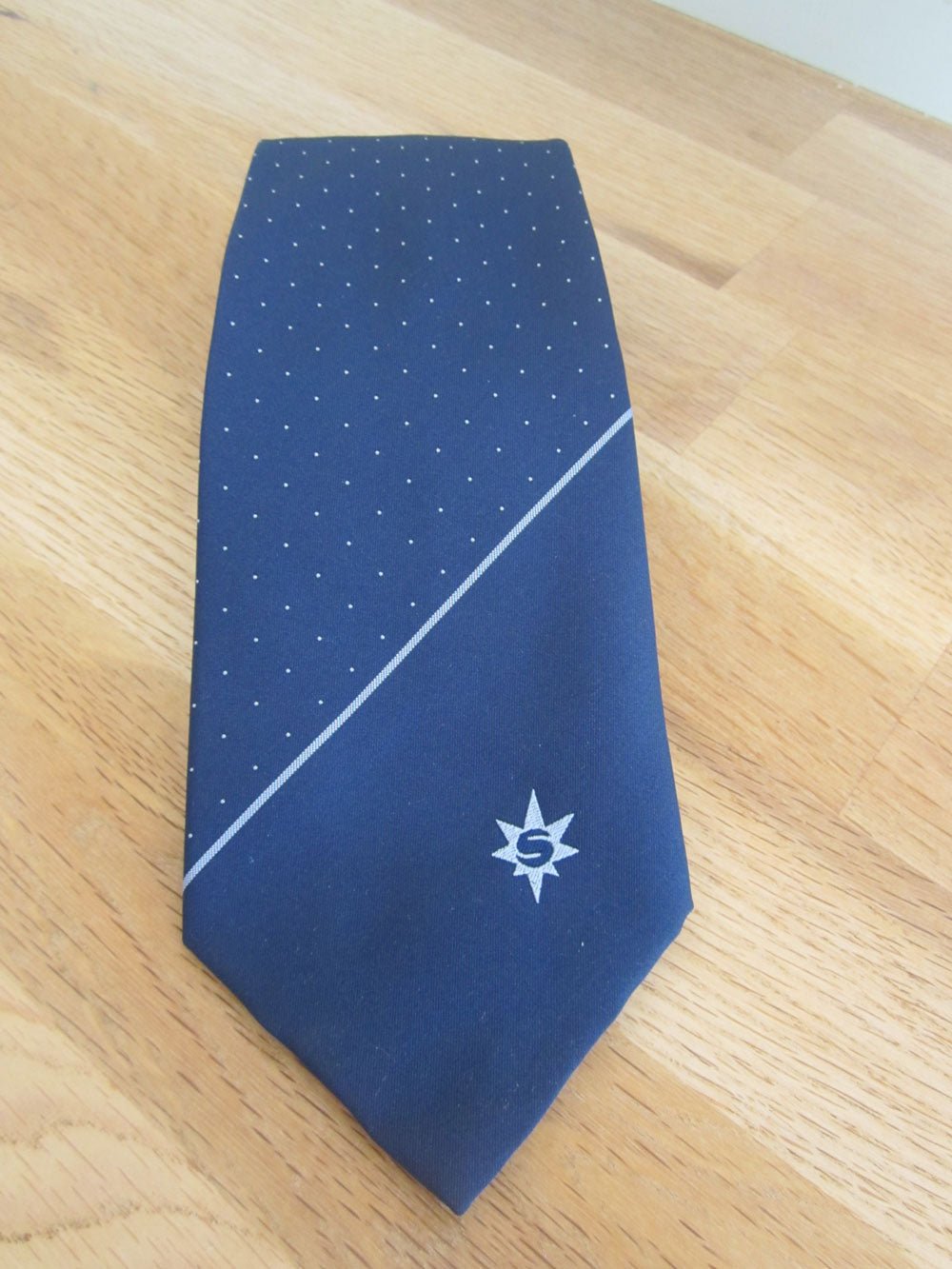 Stjarnan Mens Tie / Herrabindi - nammi.is