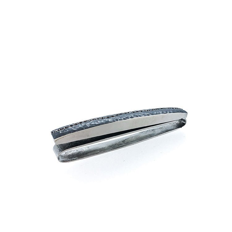 Thingvellir Tie Clip Oxydized Polished - nammi.is
