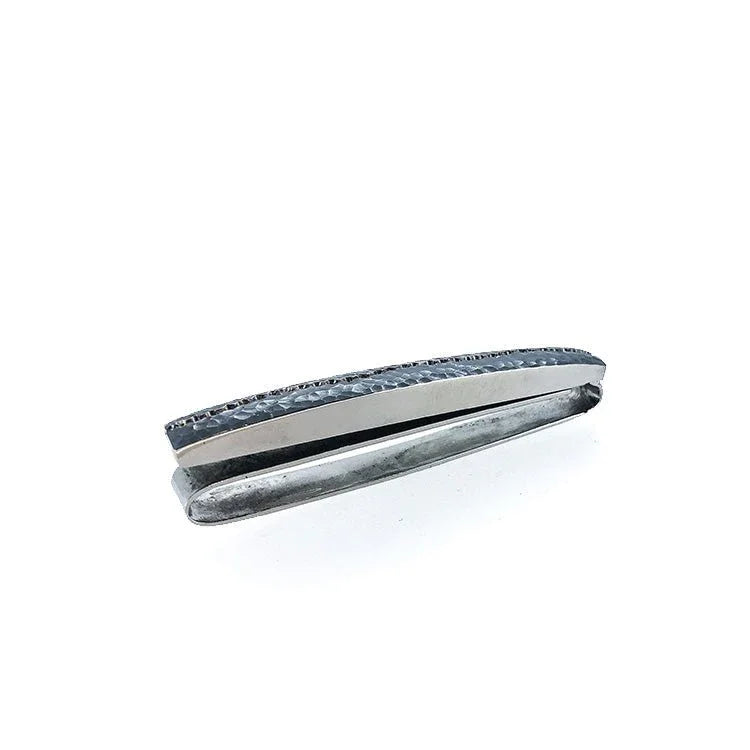 Thingvellir Tie Clip Oxydized Polished - nammi.is