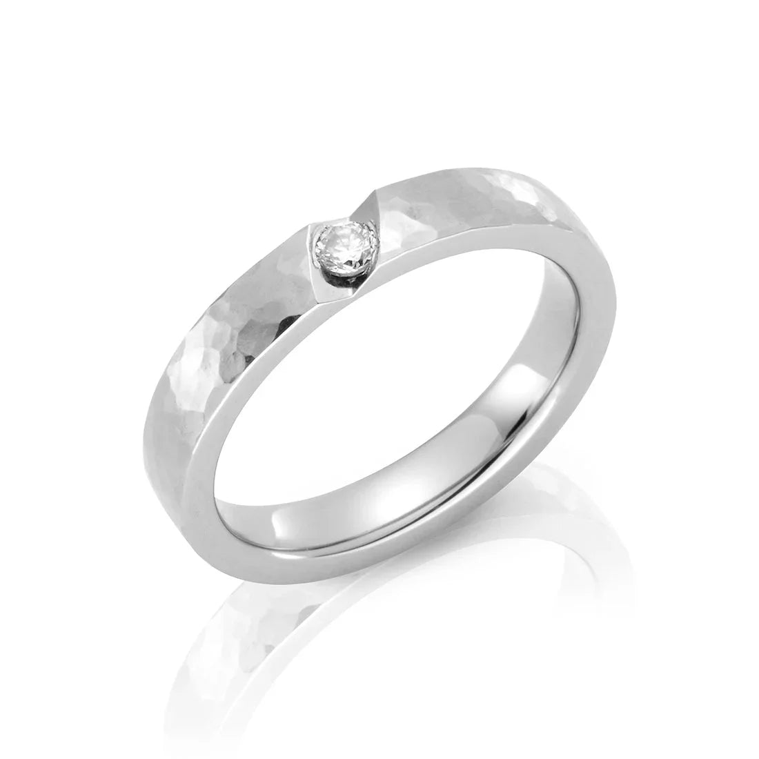 TITAN RING W/DIAMOND NAT. HAMMERED - nammi.is