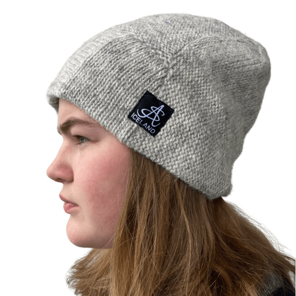 Beanie & Scarf / Light Grey - nammi.isSA Iceland