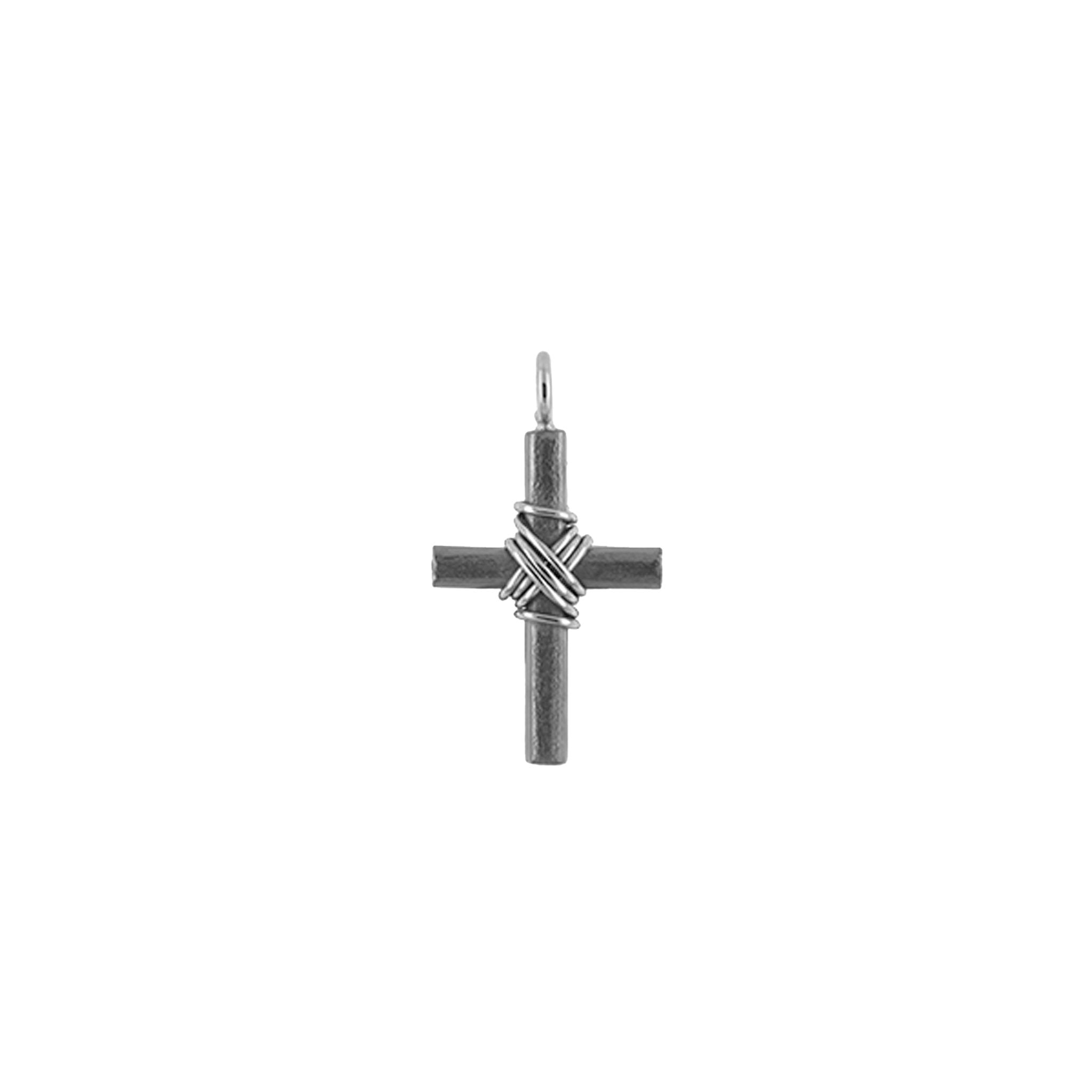 Titan Cross Fine Hammered Oxidized - nammi.isZeezen