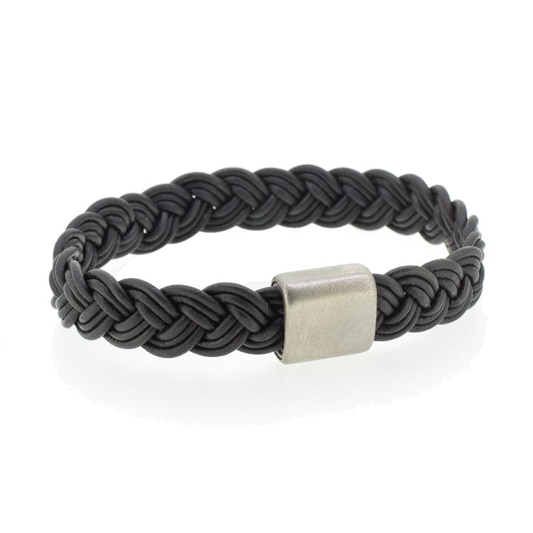 Leather Bracelet Mat Black - nammi.is