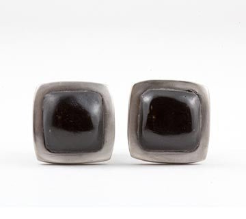 Titanium Cufflinks With Icelandic Onyx - nammi.is