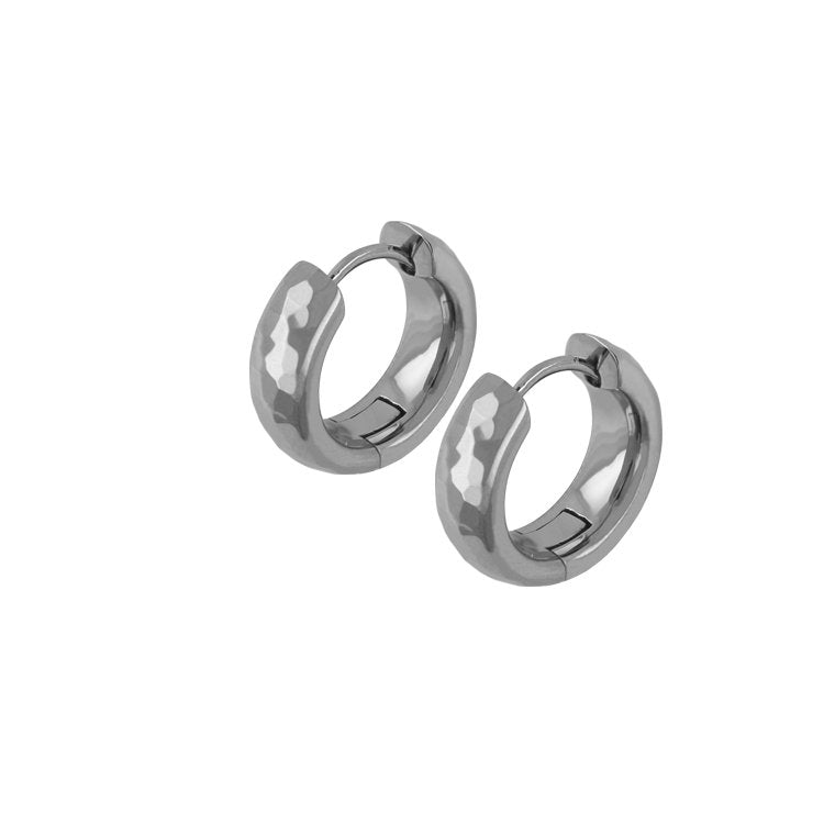 Titanium - Hoop earrings - Click Creole Flat Hammered - nammi.is