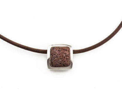 Titanium Necklace - Brown Lava - nammi.is